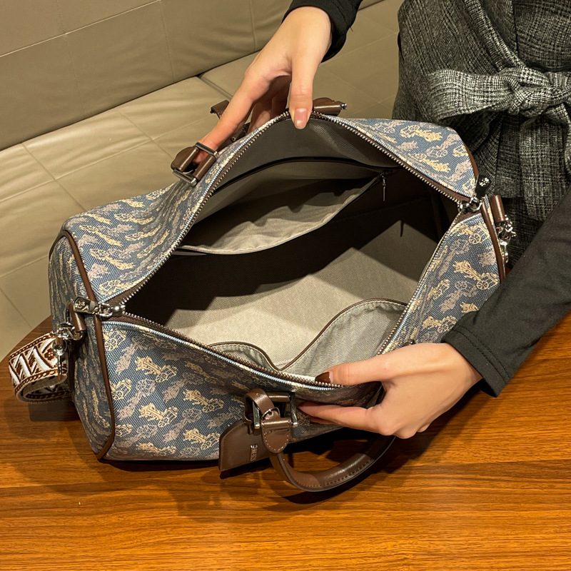 Stylish Designer Commuter Tote - Leatherwork Designs 리뷰 및 가격